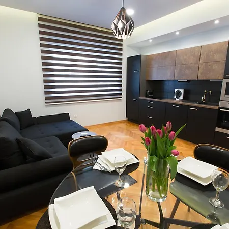 دومينا * سبليت